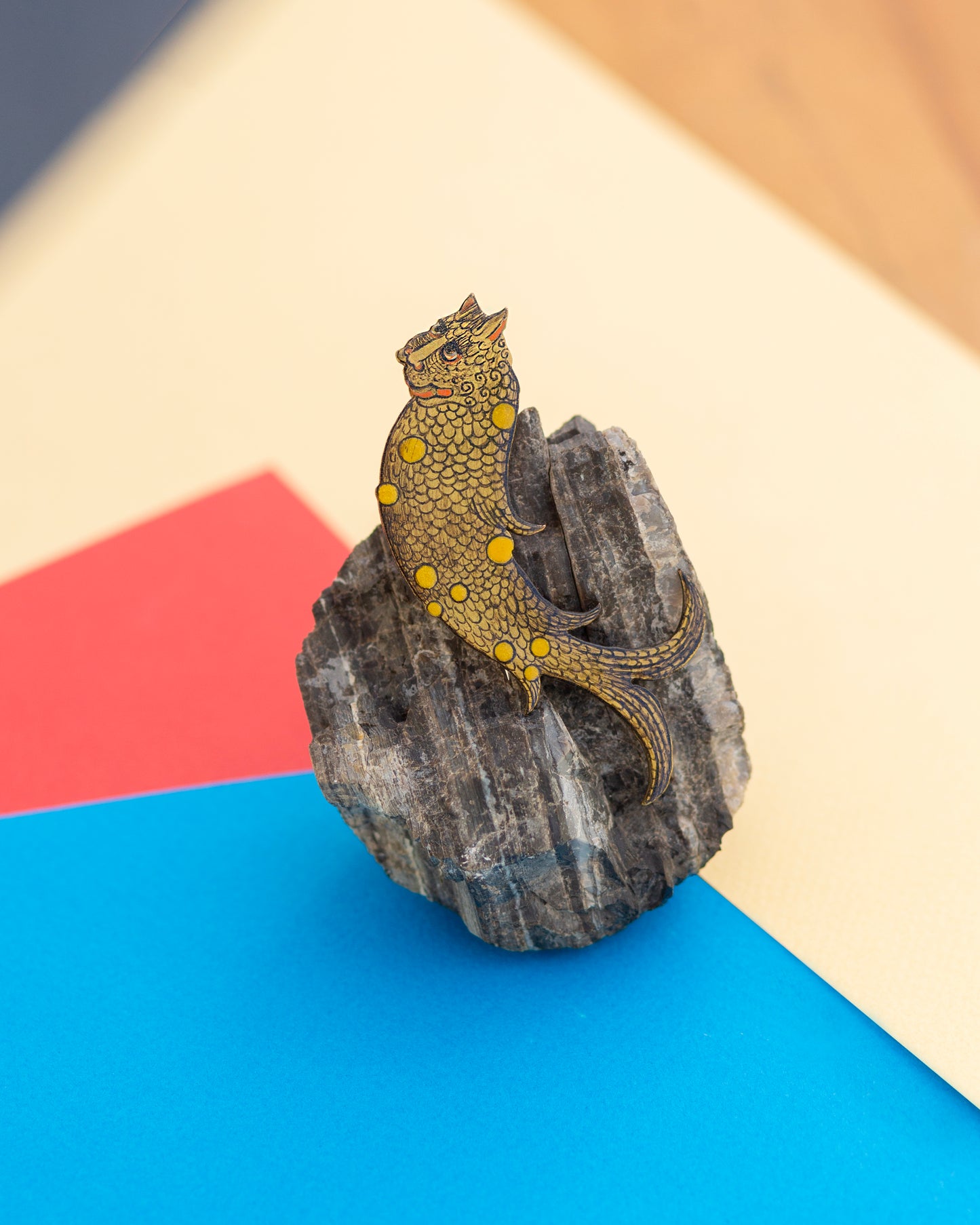 Delphinus Brooch